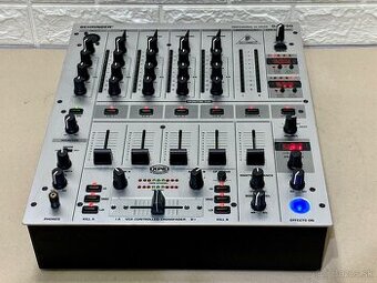 Behringer DJX700 …. Mixpult …. Mixer