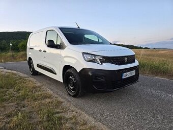Peugeot Partner L2 / 3 miestne