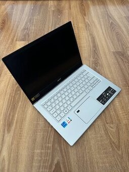Acer aspire 5 14” FHD 512gb SSD i5-1135g7