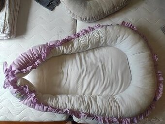 Hniezdo bavlnené krasne