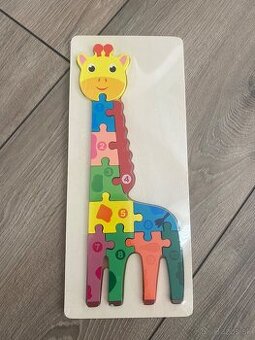Drevené puzzle žirafa