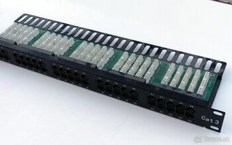 Patch panely + sieťové switche – funkčné, vhodné do racku