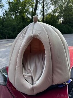 Pekný nový domček pre mačku - pelech