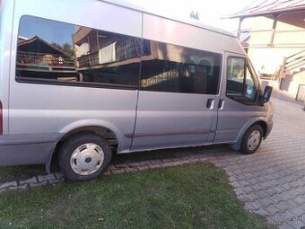 ford tranzit bus