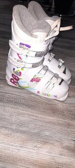 Dievčenské lyžiarky