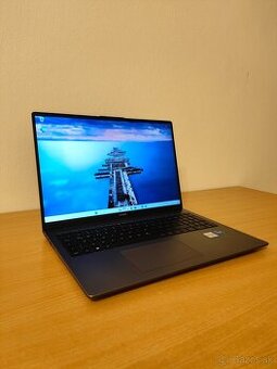 Huawei MateBook D16 i5 16GB 512 GB SSD