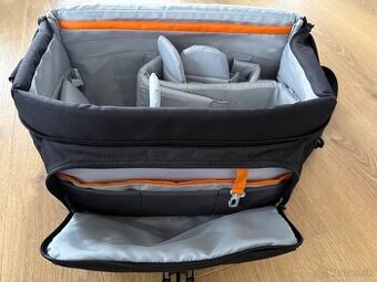 Taška Lowepro Nova 200 AW II black