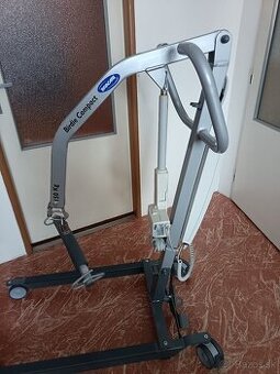 Osobný elektrický zdvihák