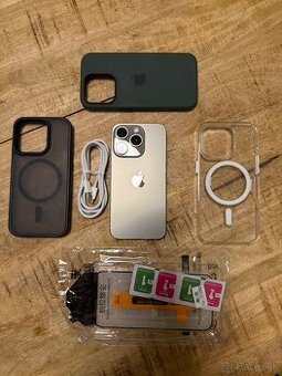 Apple iPhone 15 Pro 128GB Natural Titanium