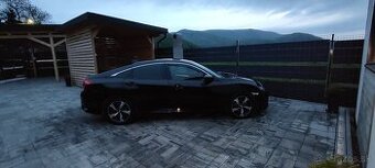 Predám auto Honda Civic 1.5  VTEC Turbo benzín