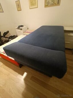 Válenda s úložným priestorom