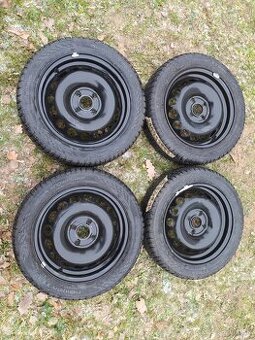 Zánovní zimní kola 4× Nokian 165/60 R15