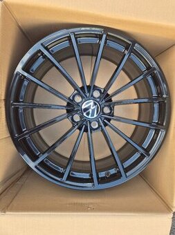 Alu disky Volkswagen Golf R Scottsdale R19