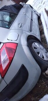 Predám Renault Megane 1,4 benzín na náhradné diely