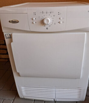 Sušička WHIRPOOL AWZ 7468