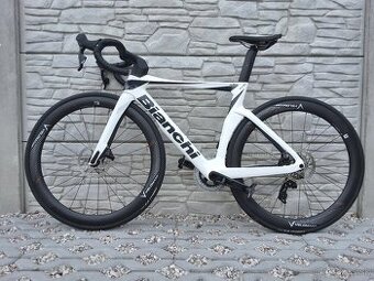 Predam cestny bike BIANCHI