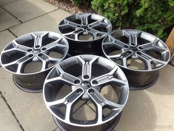 5x114,3 R18 original Kia X Ceed aludisky