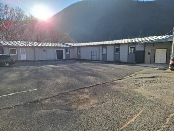 Prenájom 910m2 priestorov pre obchod alebo sklad