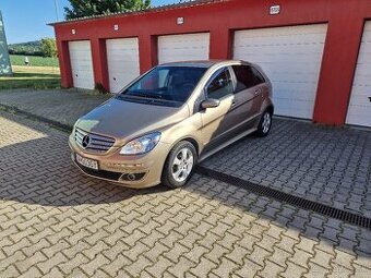 Mercedes Benz B trieda