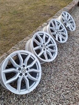 4ks diskov 5x112 9j ET38 R19 OEM