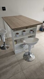 Barovy stol + 2x barova stolicka