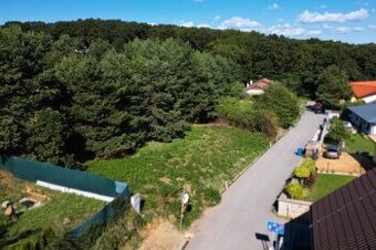 KOŠICE- BAŠKA-STAVEBNÝ POZEMOK-NA PREDAJ-1003M2 - 1