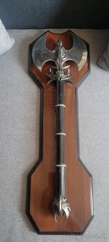 Pradám ozdobnú sekeru - 1