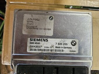 BMW riadiaca jednotka motora/prevodovky