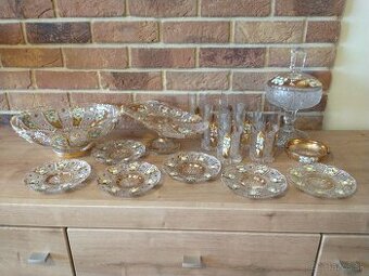 kryštál, žardiniéra, misa, poháre, popolník