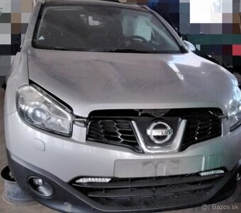 Nissan Qashqai 2.0 2013 predám DVERE, KAPOTA, NÁRAZNÍK, SVET