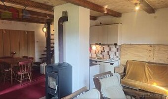 Rekreačná 2 podlažná chata v obci Čavoj-Krpelance - 1