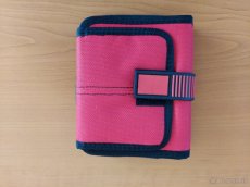 Univerzálne peňaženky - červené