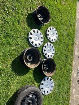 Plechové disky puklice - 1