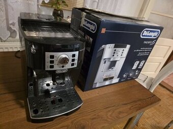 Delonghi Magnifica S ECAM 22.115.B kávovar v 100% stave