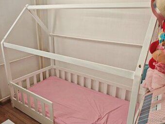 Detská posteľ domček s matracom