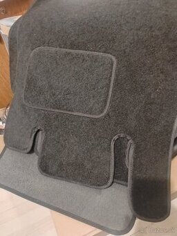 Predám nové koberce do Mercedes Benz Vaneo