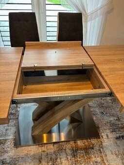 Jedálenský stôl - 1