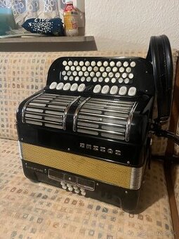 Heligonka Hohner Ouverture V