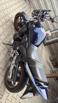 A2 Suzuki bandit 650 v tp25kw