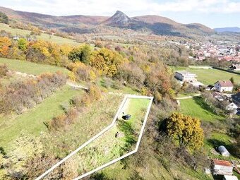 ZNÍŽENÁ CENA / Krásny pozemok NA PREDAJ - Omšenie - až 820m²