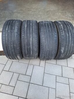 225/45 R18