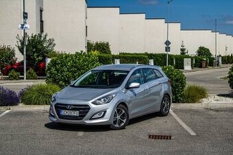 Hyundai i30 CW 1.6i CRDi VGT Family