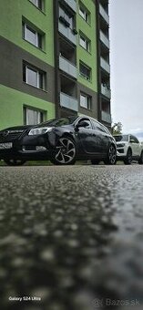 Opel insignia 2T 162kw benzin 4x4 automat