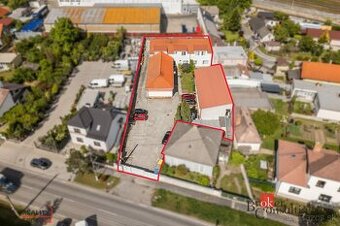 Objekt troch bytových domov v širšom centre Malaciek v samos