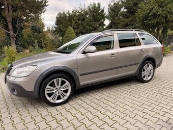 Škoda octavia scout 2,0tdi cr 103kw  2013/3