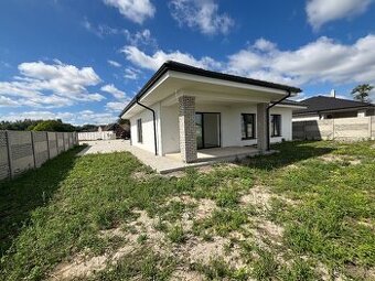 Novostavba rodinného domu veľkým pozemkom obci Povoda - 1