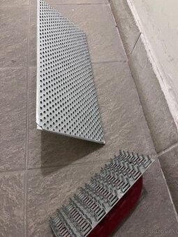 Molitanove kúsky drť ručná brúska na starú omietku