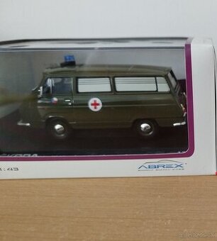 Predám model auta Škoda 1203 voj.sanitka 1:43.
