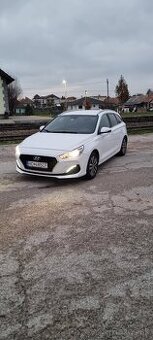 Hyundai i30 cw kombi 1.6 CRDi