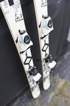 Lyže rossignol 166 cm + lyžiarky